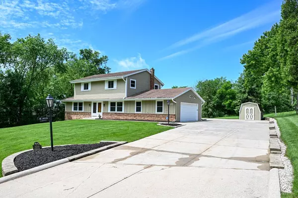 Brookfield, WI 53045,1215 Ridgeway Rd