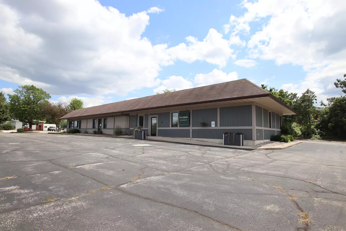 Waupun, WI 53963,1001 W Main St