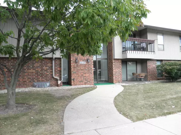 West Allis, WI 53219,8118 W Oklahoma Ave Unit 12