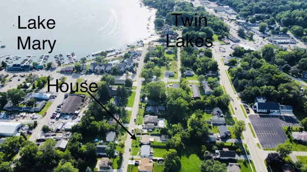 Twin Lakes, WI 53181,642 Barry Rd