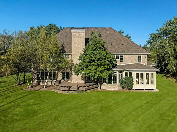 Mequon, WI 53097,333 E Pioneer Rd