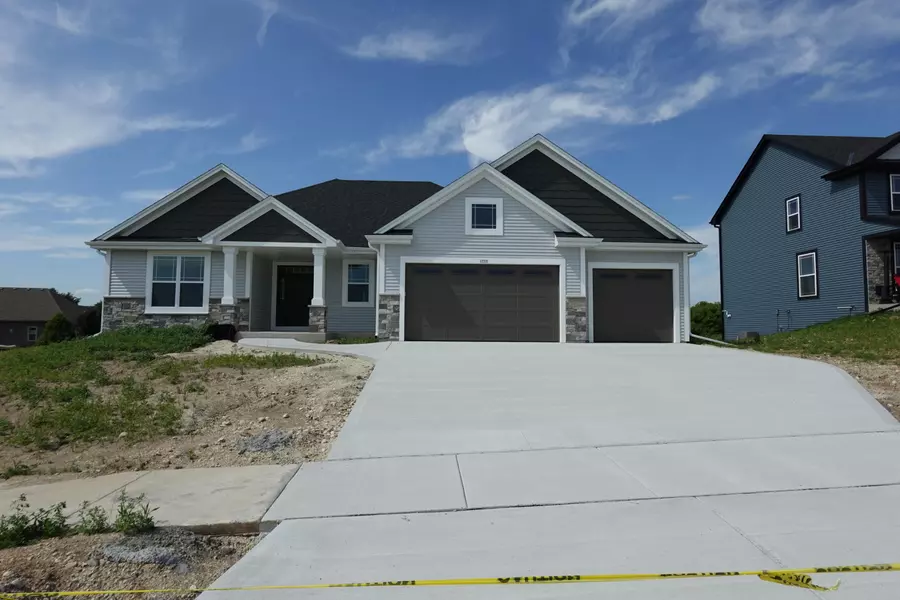 1790 Arbor Vista Pl, West Bend, WI 53095