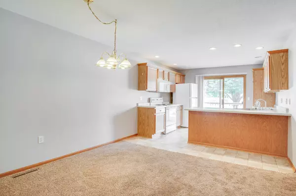 La Crosse, WI 54601,3106 Linden Dr Unit 9