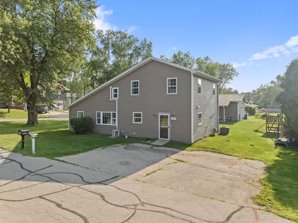 W1351 Eastwood Rd,  Bloomfield,  WI 53128