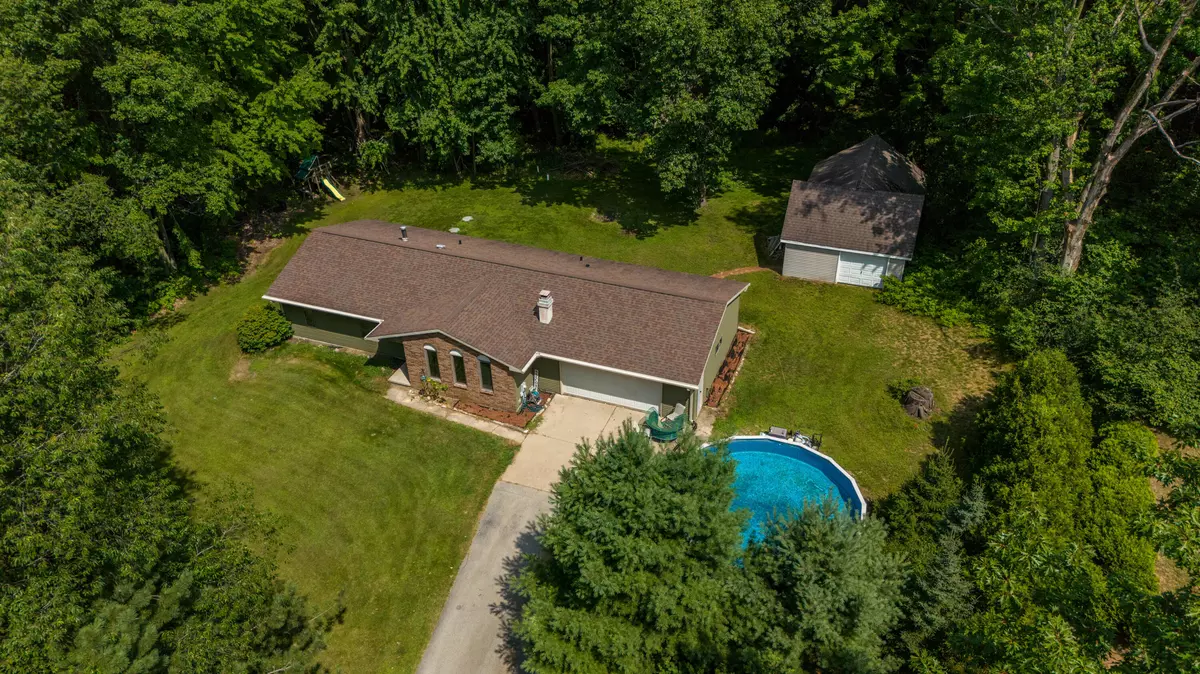 Suamico, WI 54171,6784 Gregory Ln