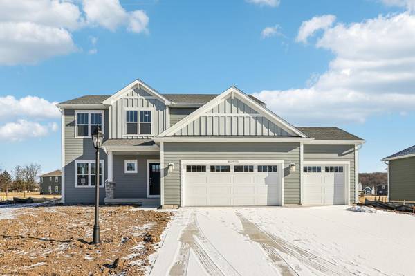 W227N7952 Timberland Dr, Sussex, WI 53089