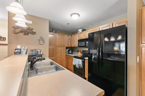 West Bend, WI 53090,460 N Silverbrook Dr Unit 206