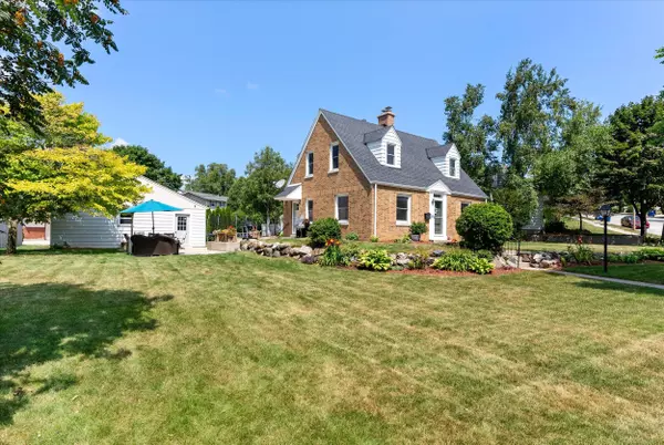 333 S Garfield Ave, Port Washington, WI 53074