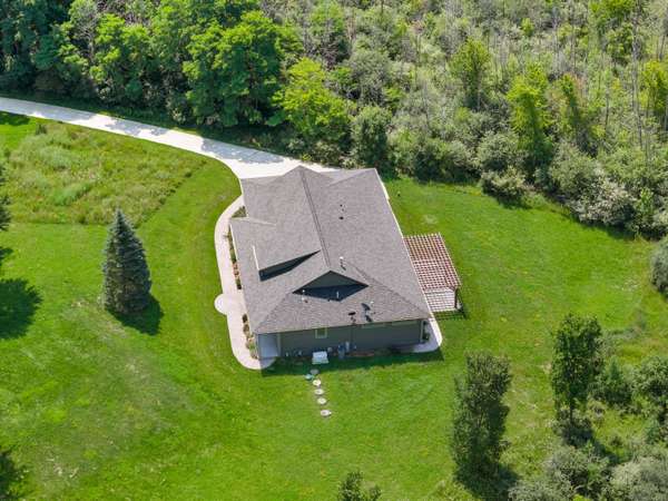 1851 Lake Shore Rd, Grafton, WI 53024