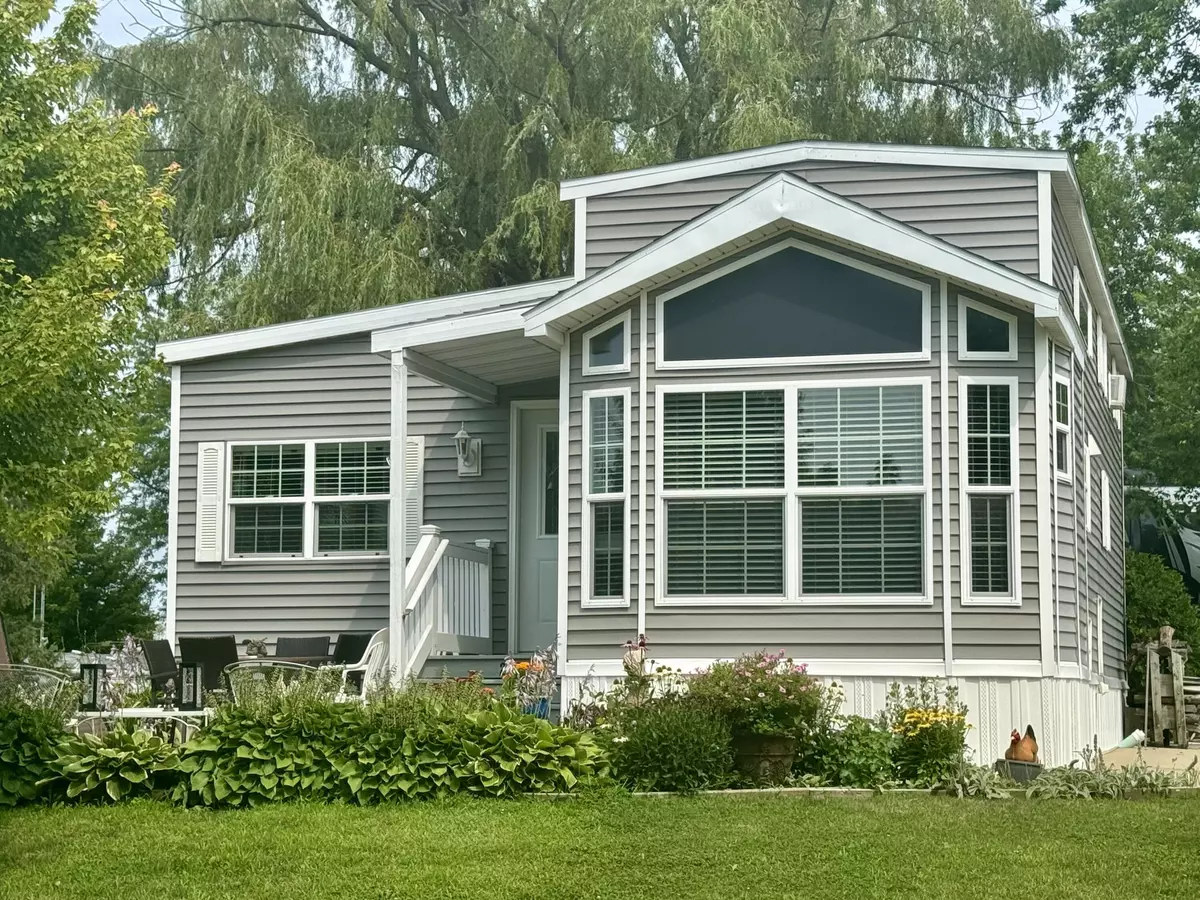 Sugar Creek, WI 53121,W4945 County Road ES - Unit 243