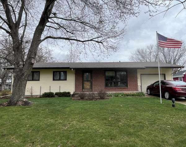 502 Garfield Ave, Sparta, WI 54656