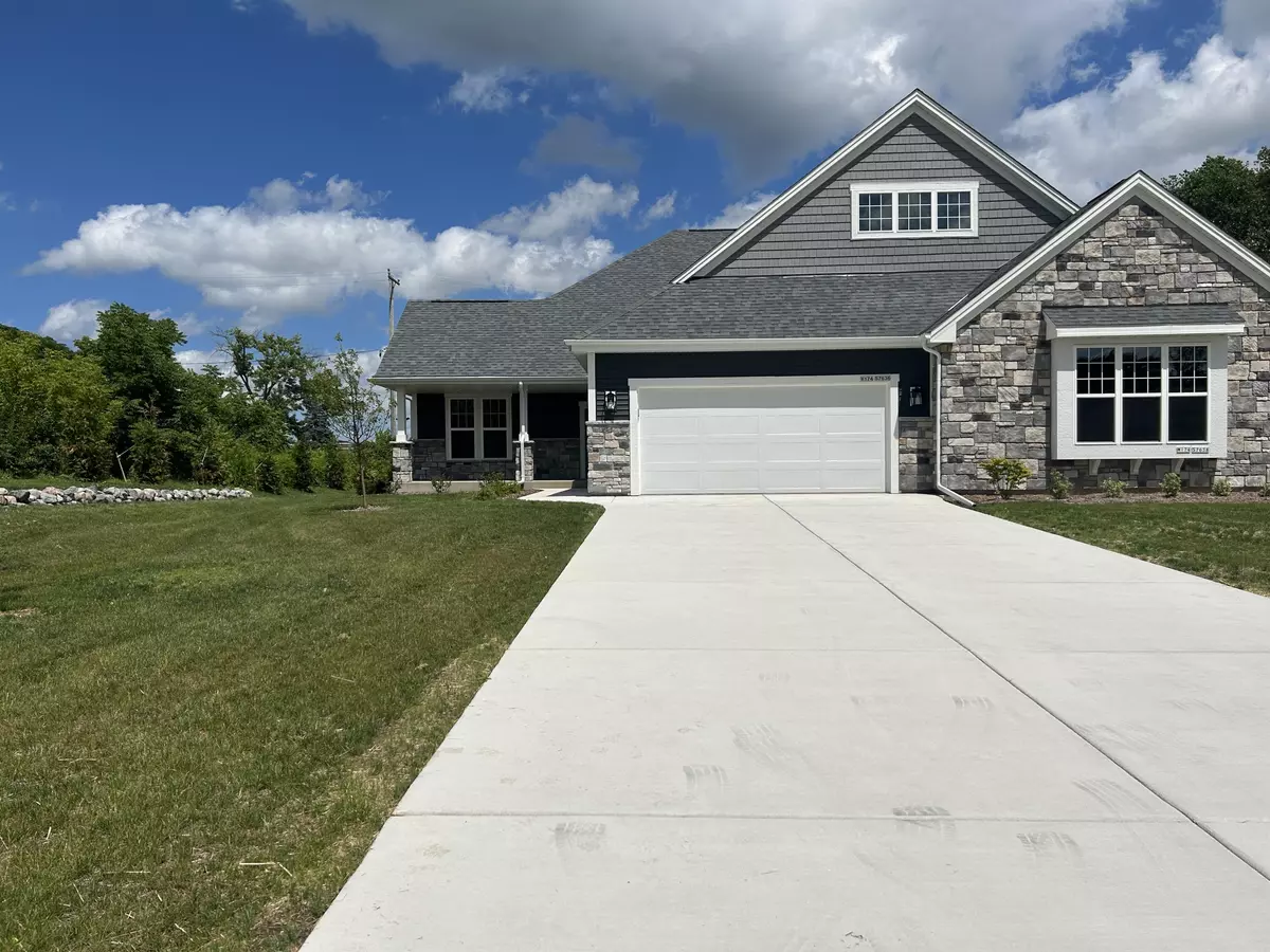 Muskego, WI 53150,W174S7636 Park Cir Unit 1