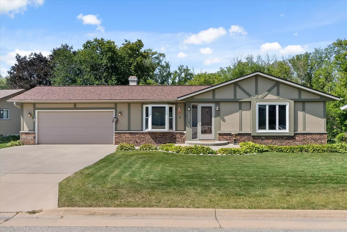 Watertown, WI 53098,1208 Amber Ln