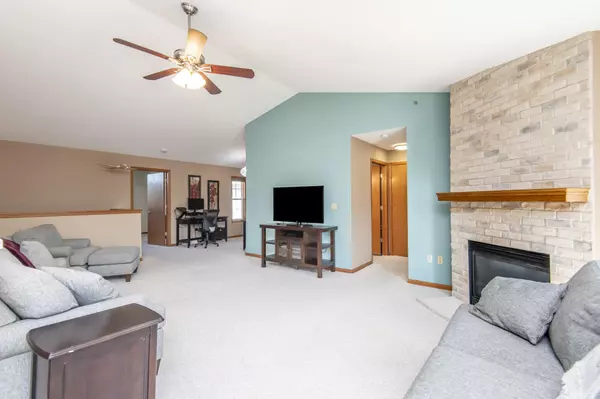 Franklin, WI 53132,7901 S Scepter Dr Unit 6