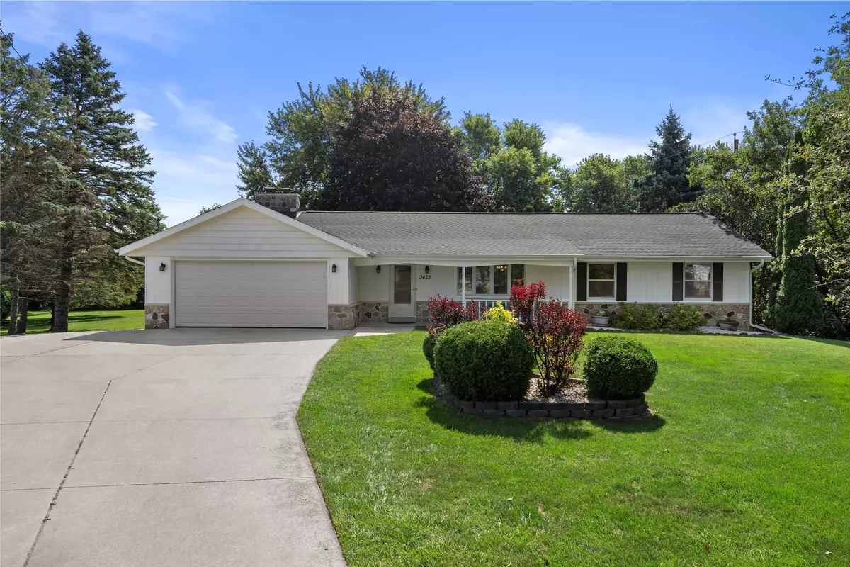 Port Washington, WI 53074,3422 Green Bay Rd