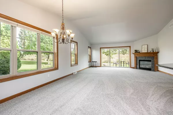 Muskego, WI 53150,S70W15242 Honeysuckle Cir