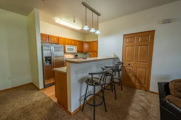 West Bend, WI 53090,450 N Silverbrook Dr Unit 104