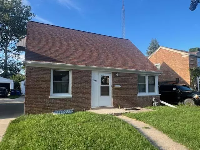 Racine, WI 53403,2420 Gillen St