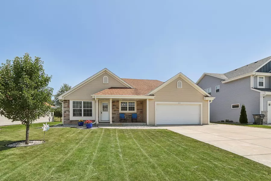 3915 Wild Ginger Way, Caledonia, WI 53126