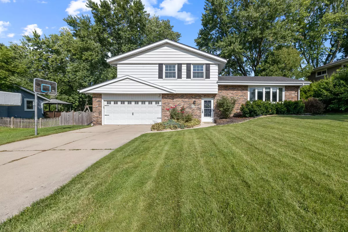 Menomonee Falls, WI 53051,W161N9525 Blackfoot Dr