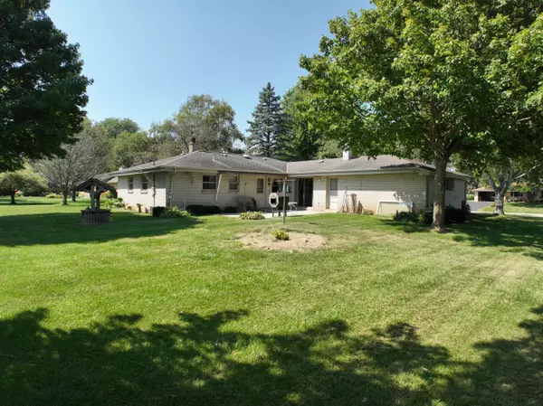 Muskego, WI 53150,S76W14457 Easy St