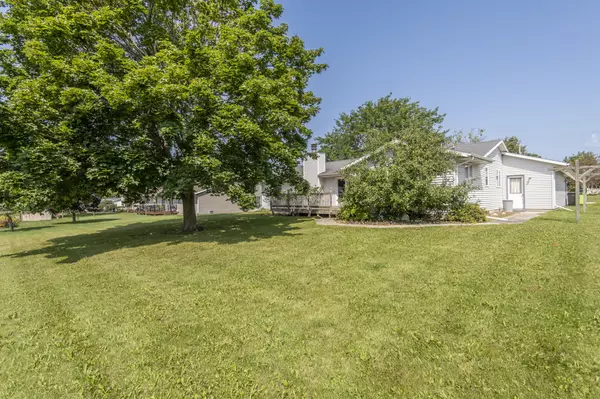 Howards Grove, WI 53083,533 Millersville Ave