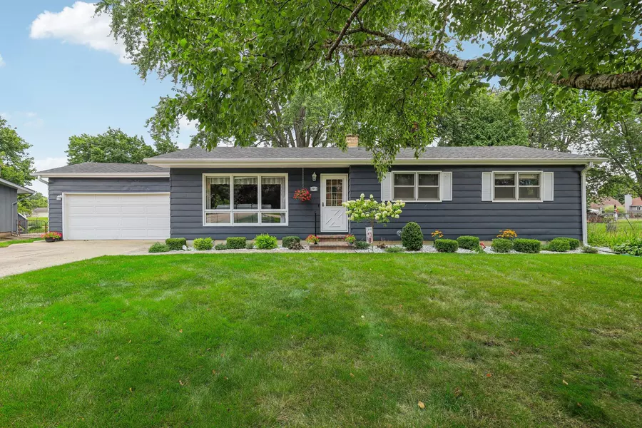 3911 24th St, Somers, WI 53144