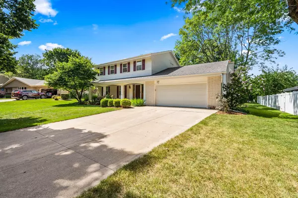 Waukesha, WI 53188,765 Crestwood Dr