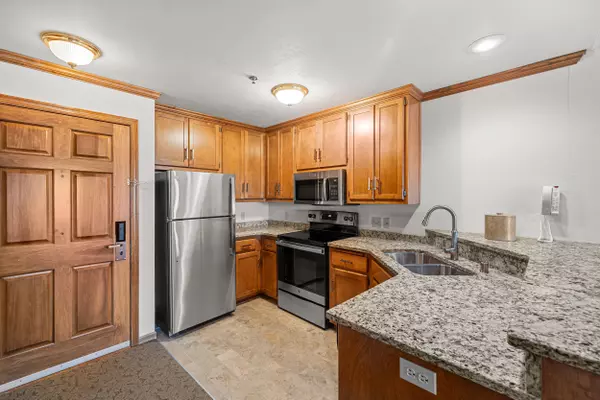 Elkhart Lake, WI 53020,101 Osthoff Ave Unit 468