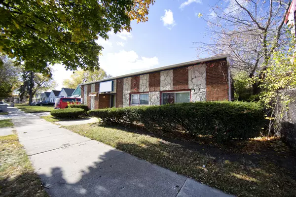 4335 N 35th St, Milwaukee, WI 53216