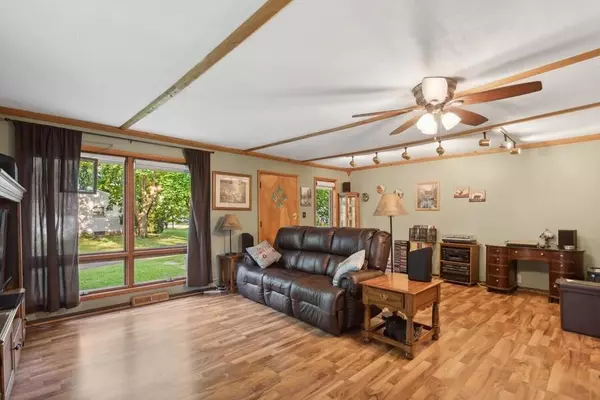 Bloomfield, WI 53128,N1442 Jasmine Dr