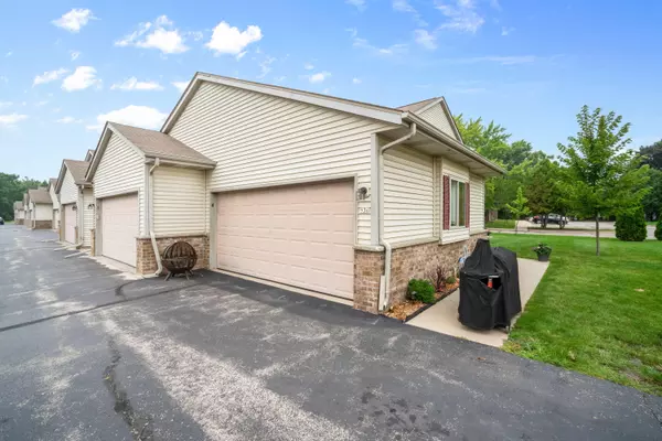 Kewaskum, WI 53040,936 Roseland Dr Unit 4