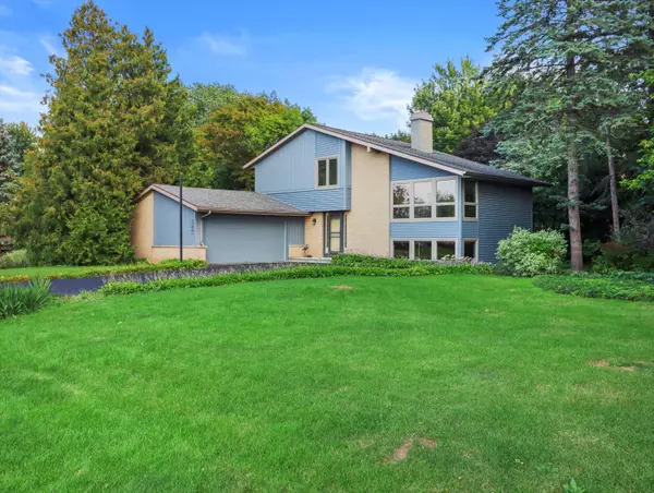 Fox Crossing, WI 54915,165 Riverview Ct