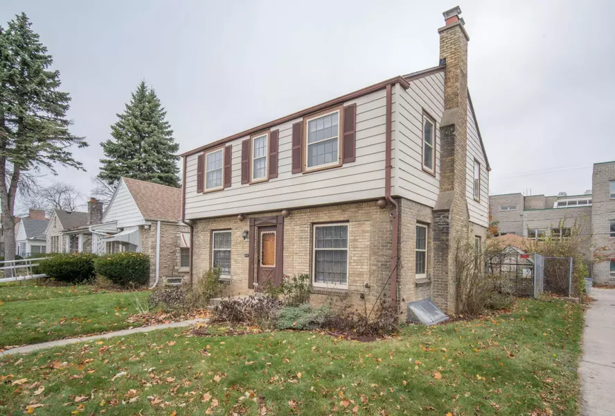 5120 W Townsend St, Milwaukee, WI 53216