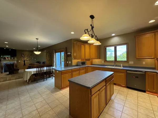 La Crescent, MN 55947,68 Mc Intosh Rd E