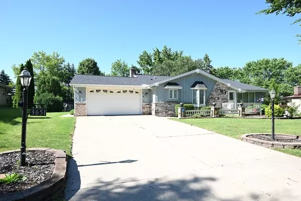 Franklin, WI 53132,3651 W Sherwood Dr