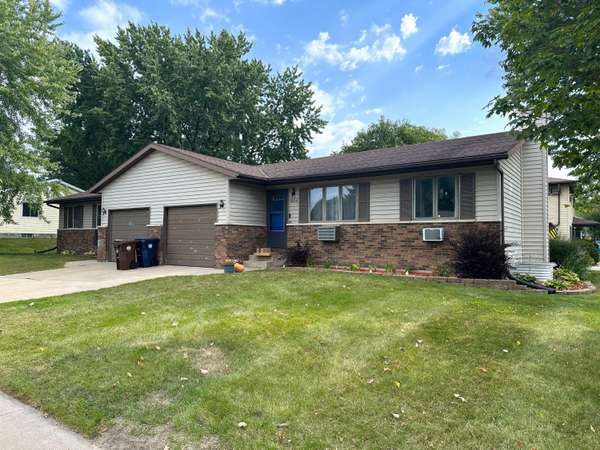 934 6th Ave N Unit 936, Onalaska, WI 54650