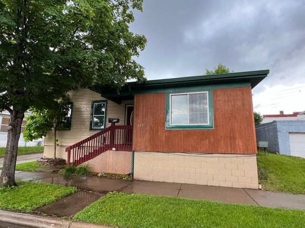 617 Windsor St, La Crosse, WI 54603