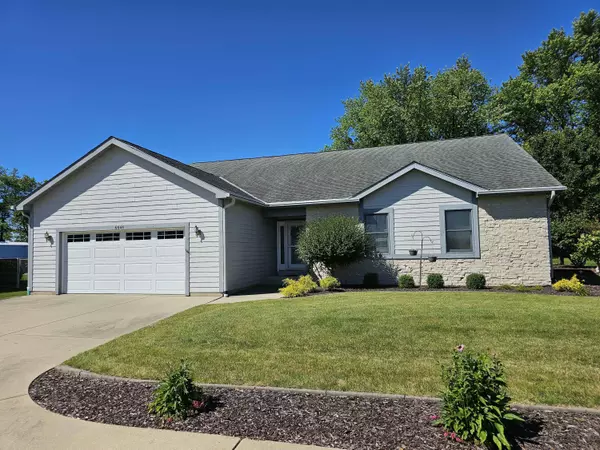 6646 Douglas Ave, Caledonia, WI 53402