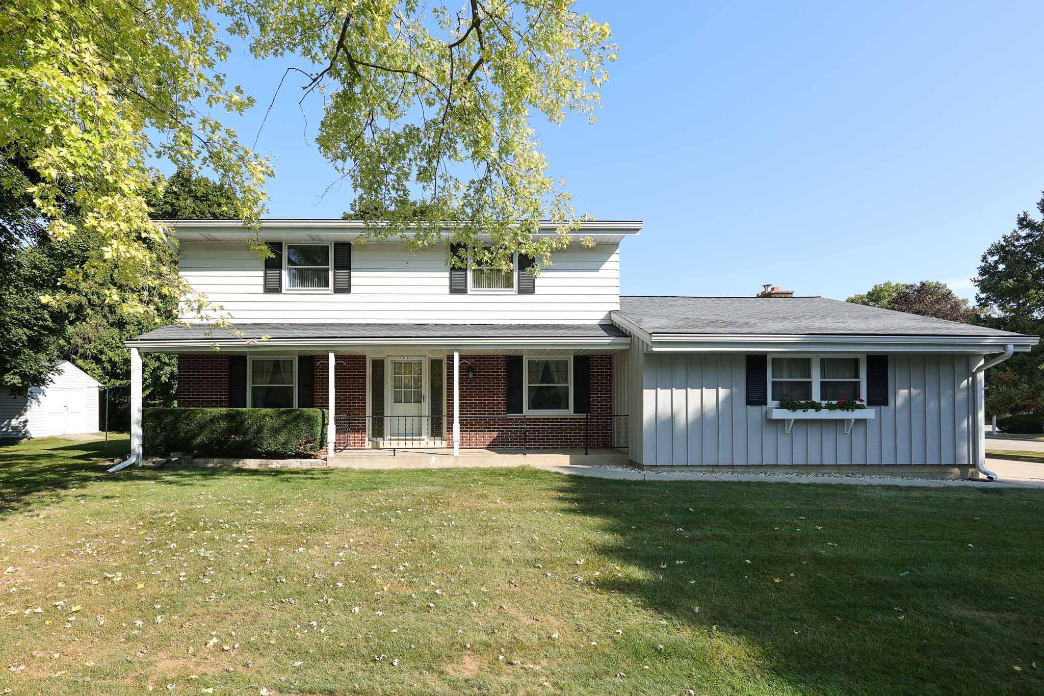 12116 W Cleveland Ave, West Allis, WI 53227