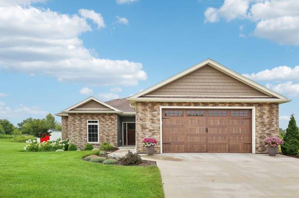 546 E Clancy St, Jefferson, WI 53549