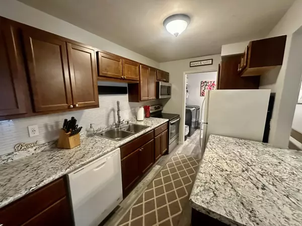 Germantown, WI 53022,W169N11456 Biscayne Dr Unit 7