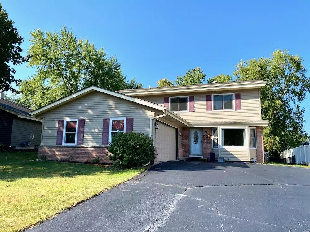 Mukwonago, WI 53149,103 Cernan Ct