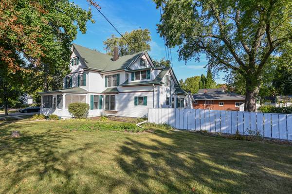 403 E Wisconsin St, Delavan, WI 53115