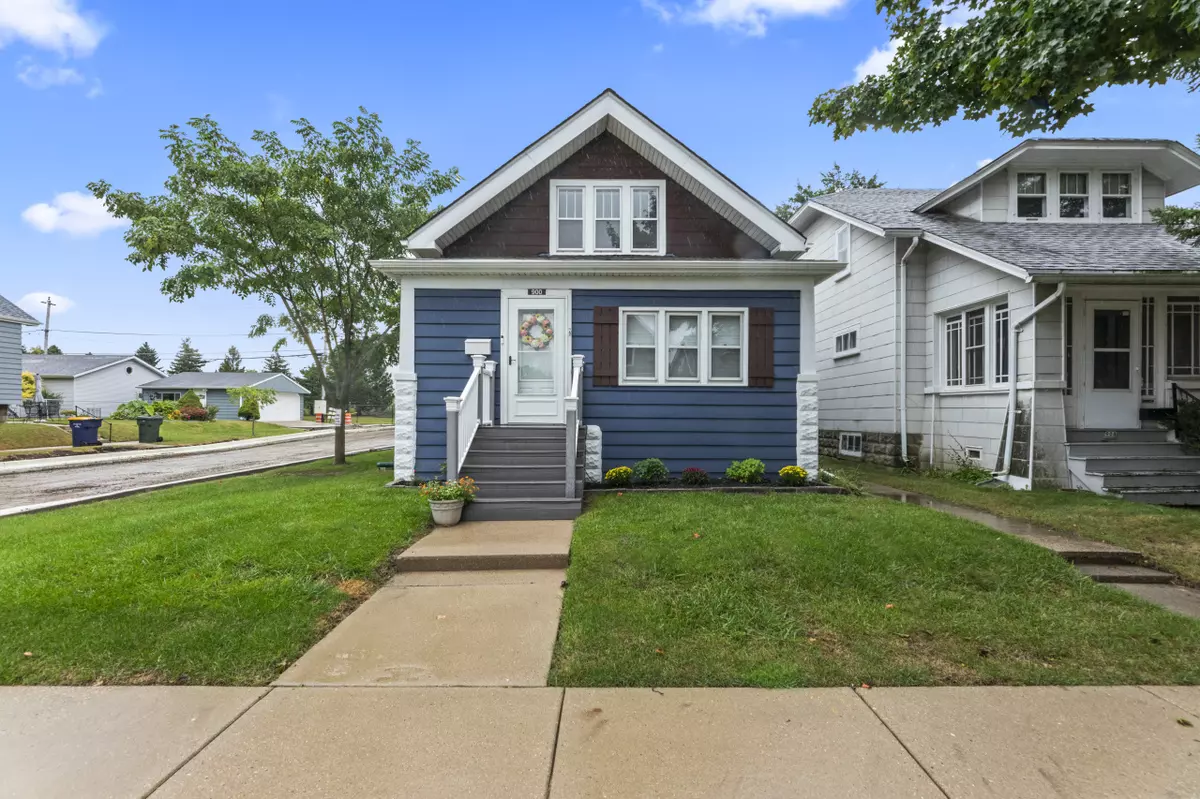 West Allis, WI 53214,900 S 56th St