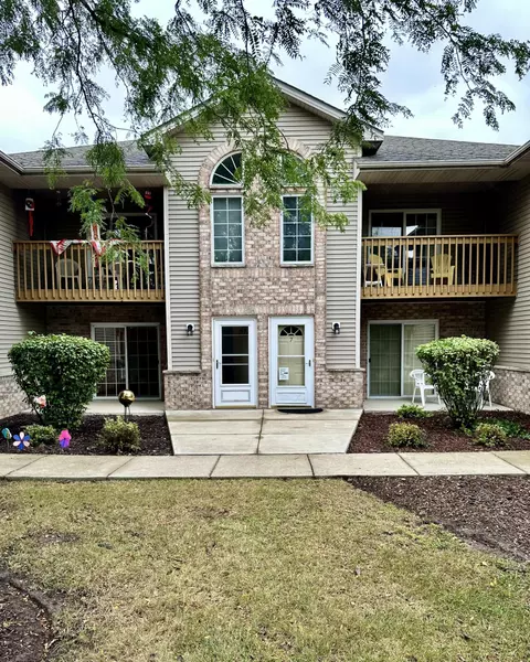 3036 Meyer Ct Unit 6, Mount Pleasant, WI 53406