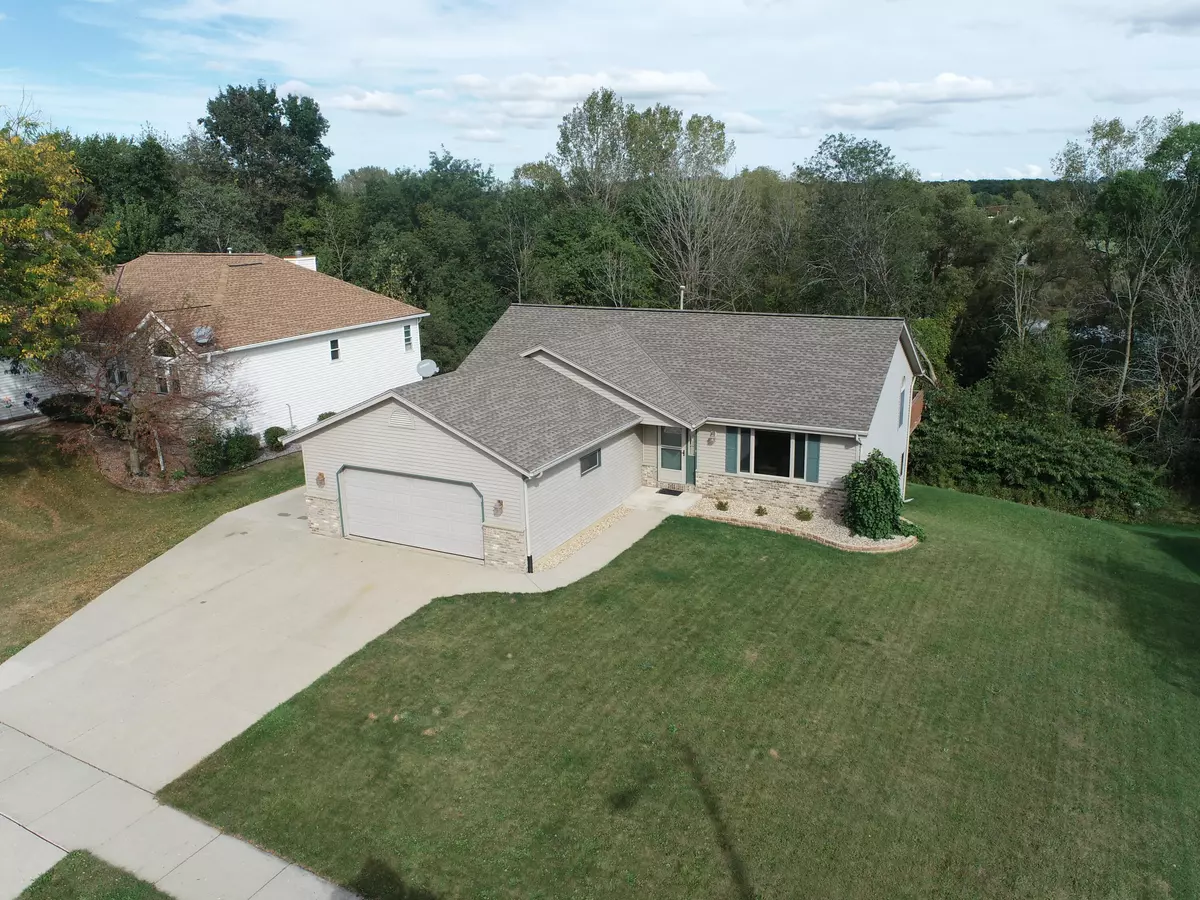 West Bend, WI 53090,1313 Villa Park Dr