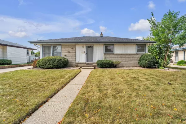 Cudahy, WI 53110,5727 S Merrill Ave