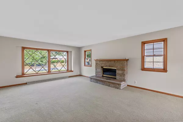 Wauwatosa, WI 53222,3244 N 104th St