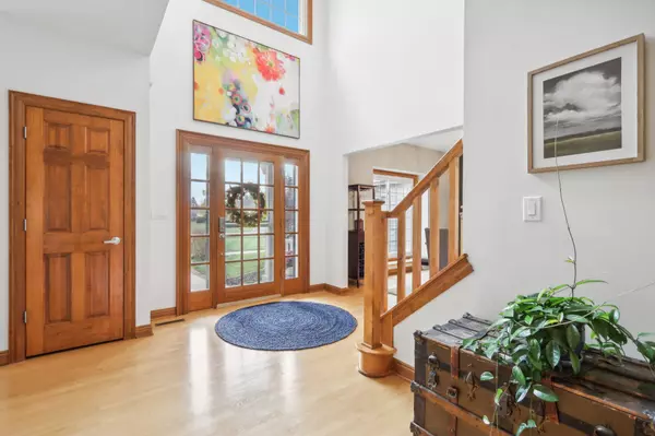 Mequon, WI 53092,5502 W Elderberry Ct